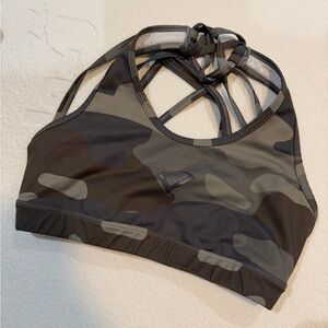 Violate Top